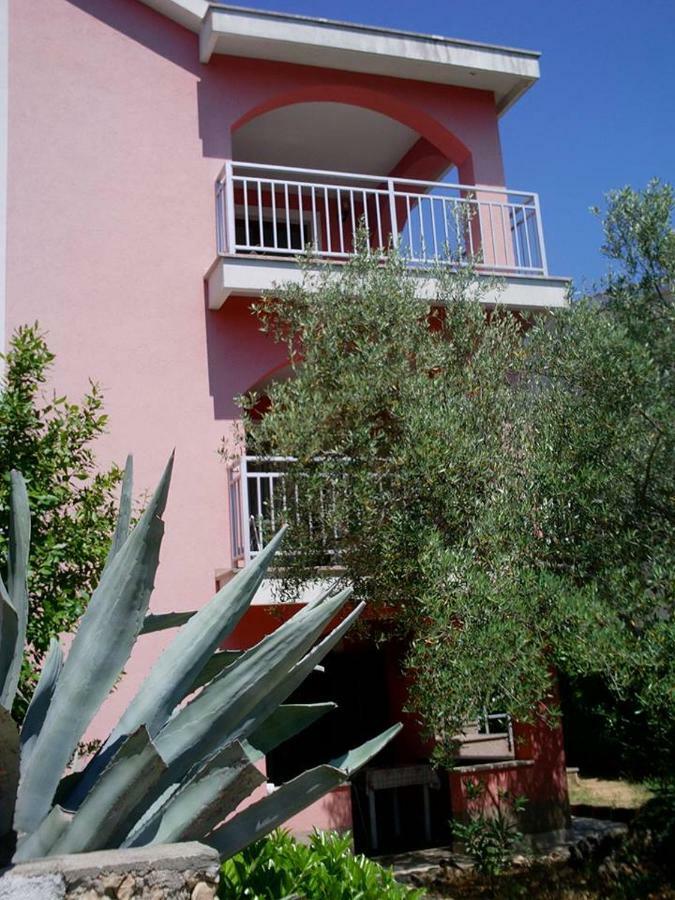 Apartmani Vesna Pinezići المظهر الخارجي الصورة