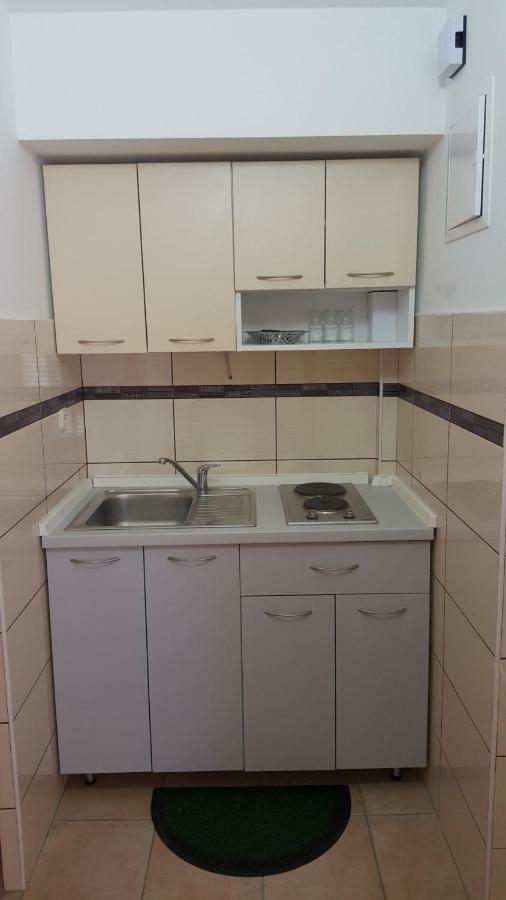 Apartmani Vesna Pinezići المظهر الخارجي الصورة